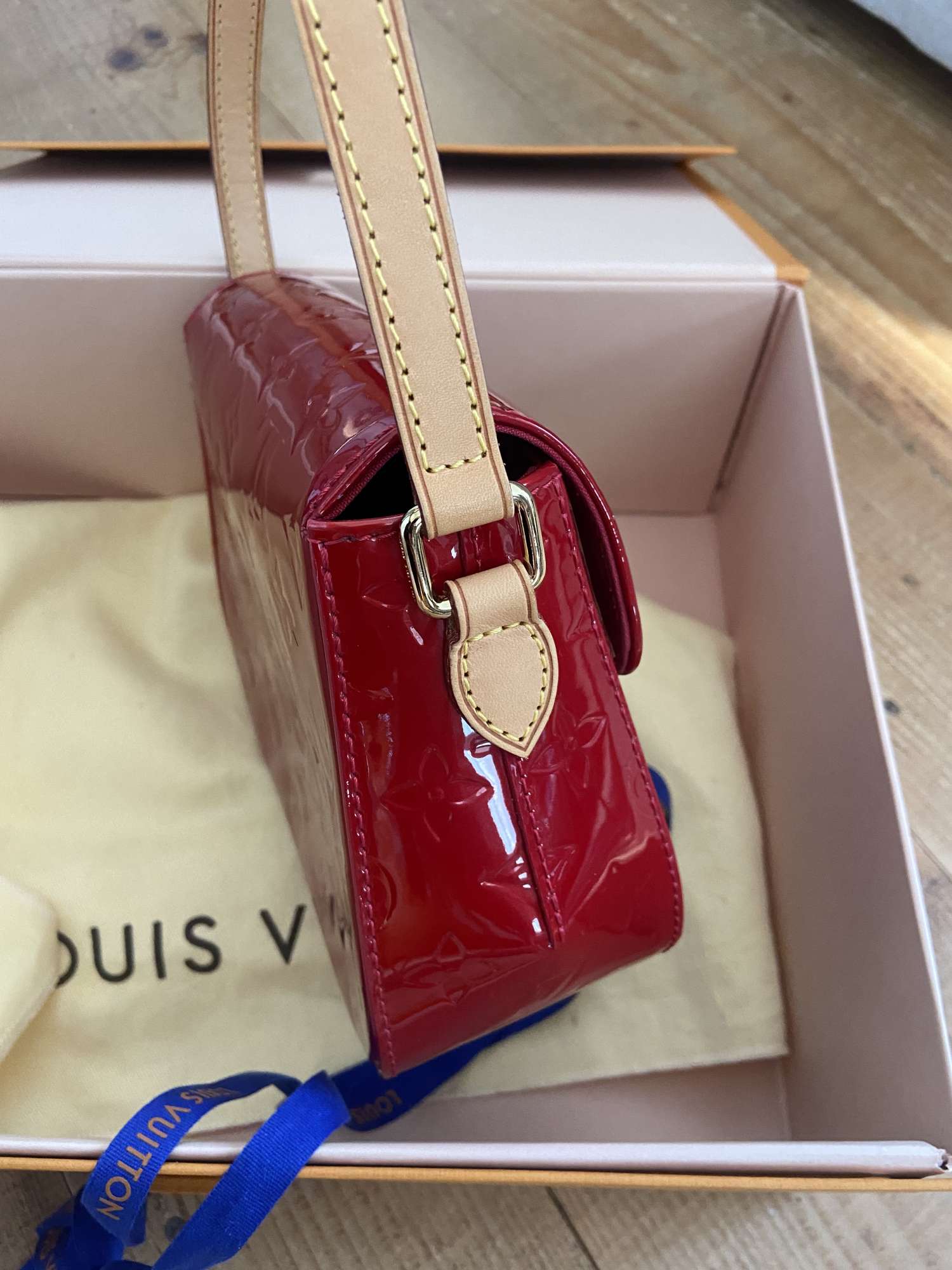 Louis Vuitton Bellflower