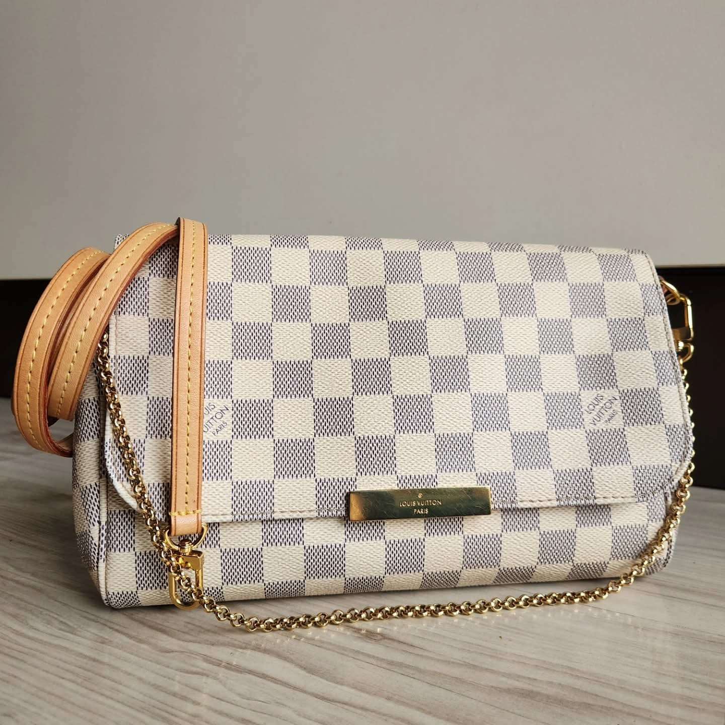 Louis Vuitton Favorite MM