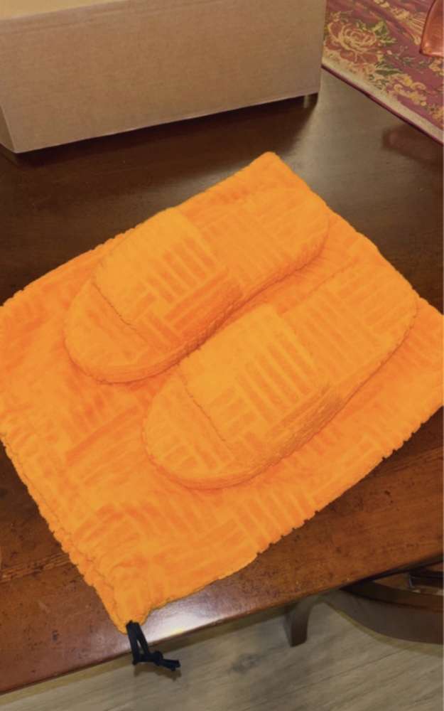 Bottega Veneta šľapky