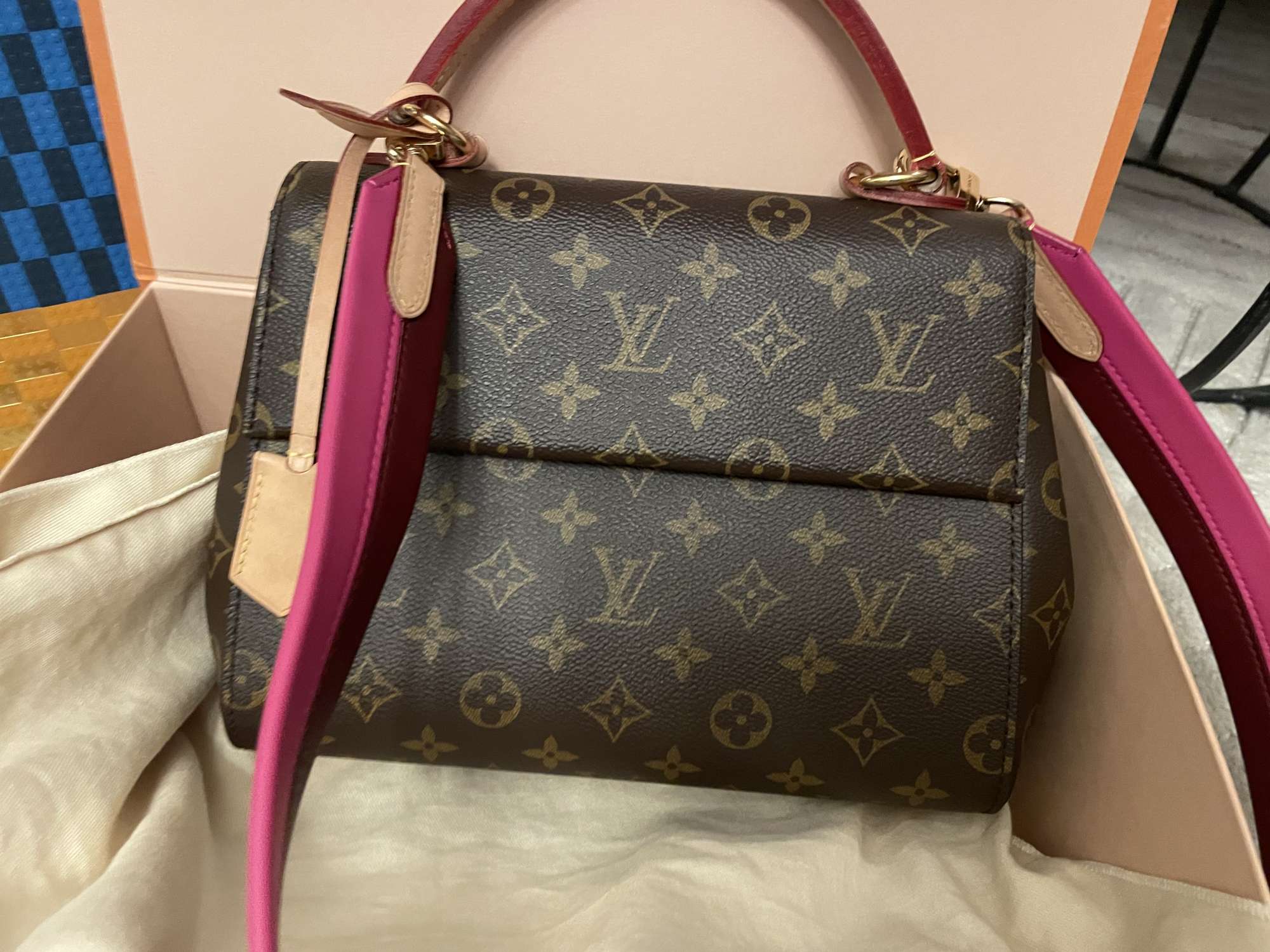 Louis Vuitton Cluny BB