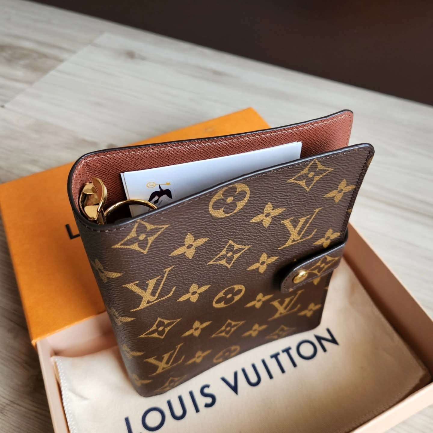 Louis Vuitton Agenda MM