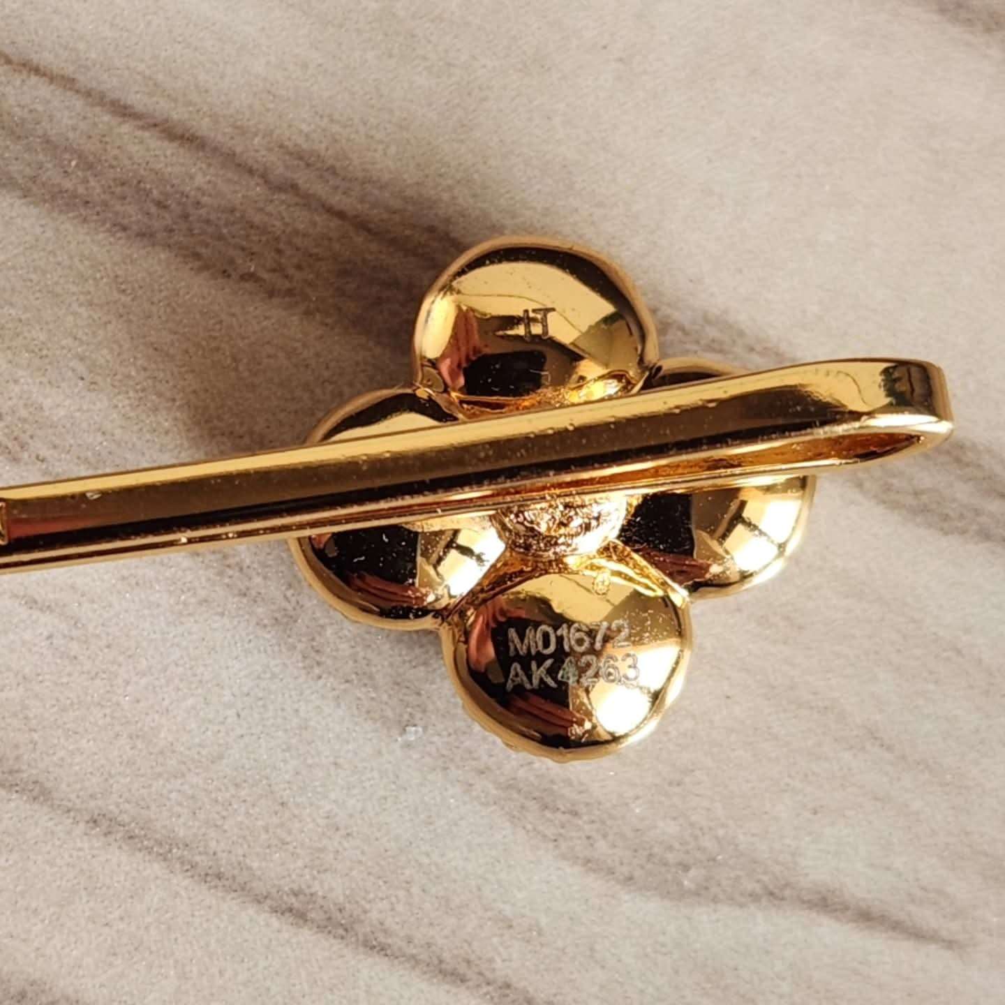 Louis Vuitton Sponky