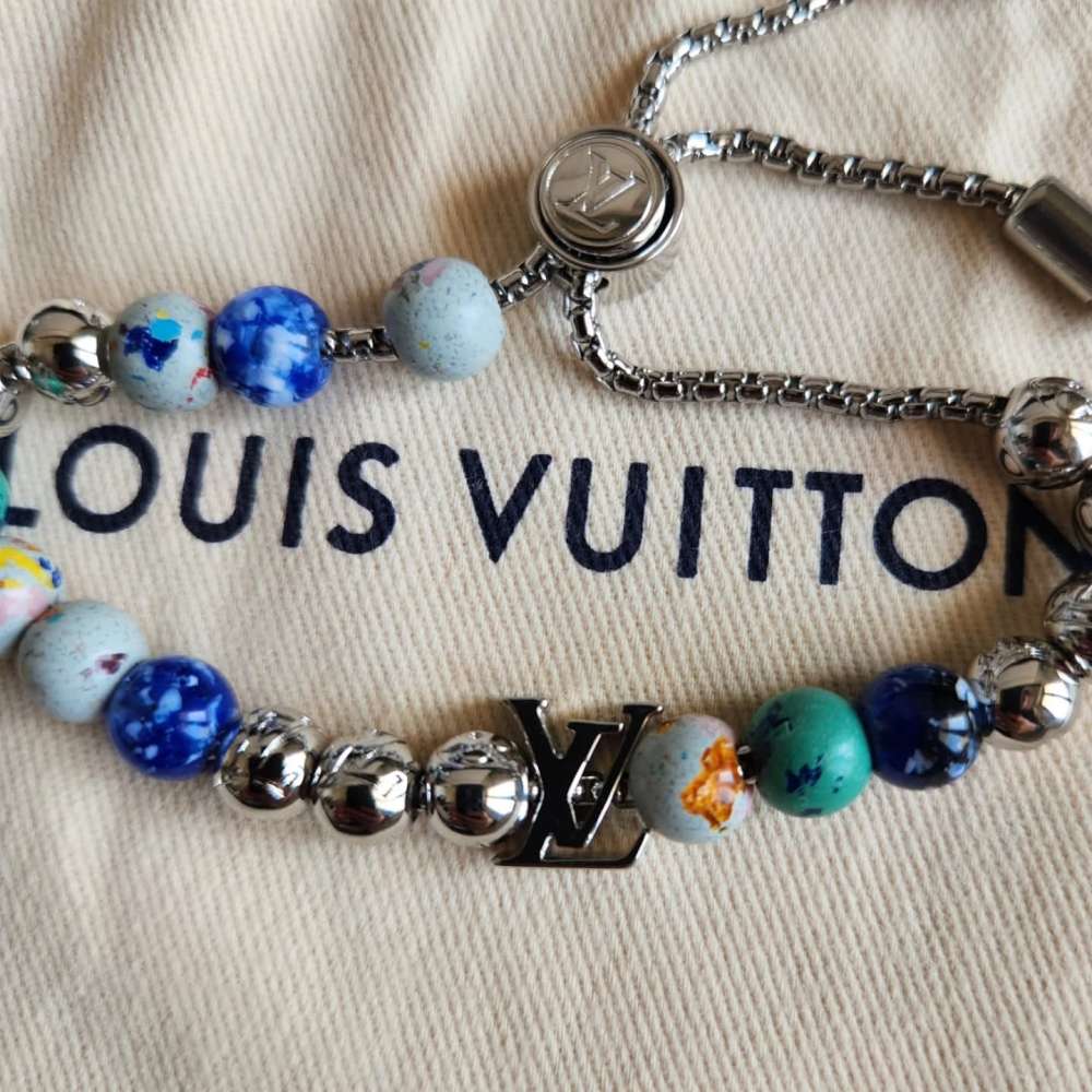 Louis Vuitton Naramek