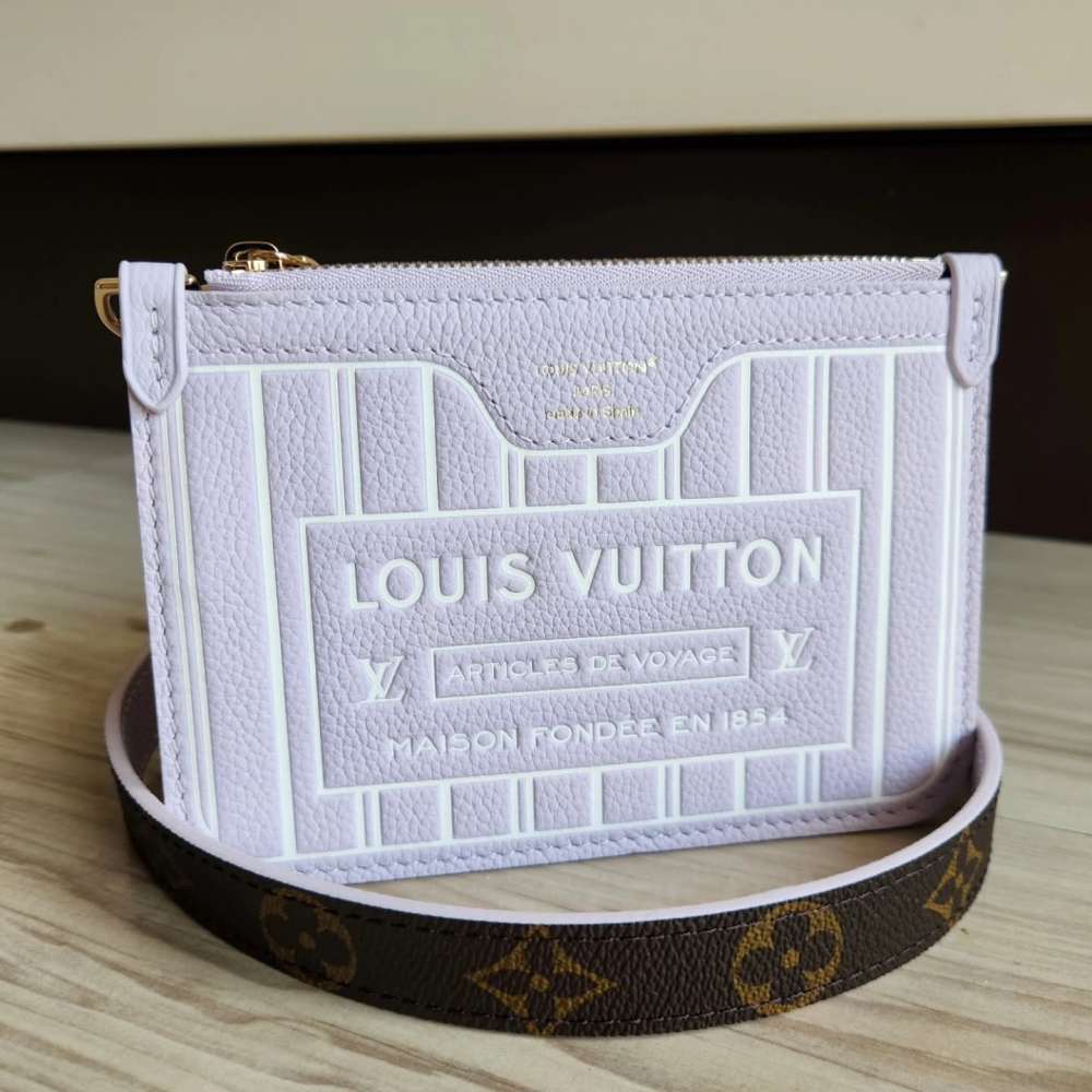 Louis Vuitton Pochette s popruhem