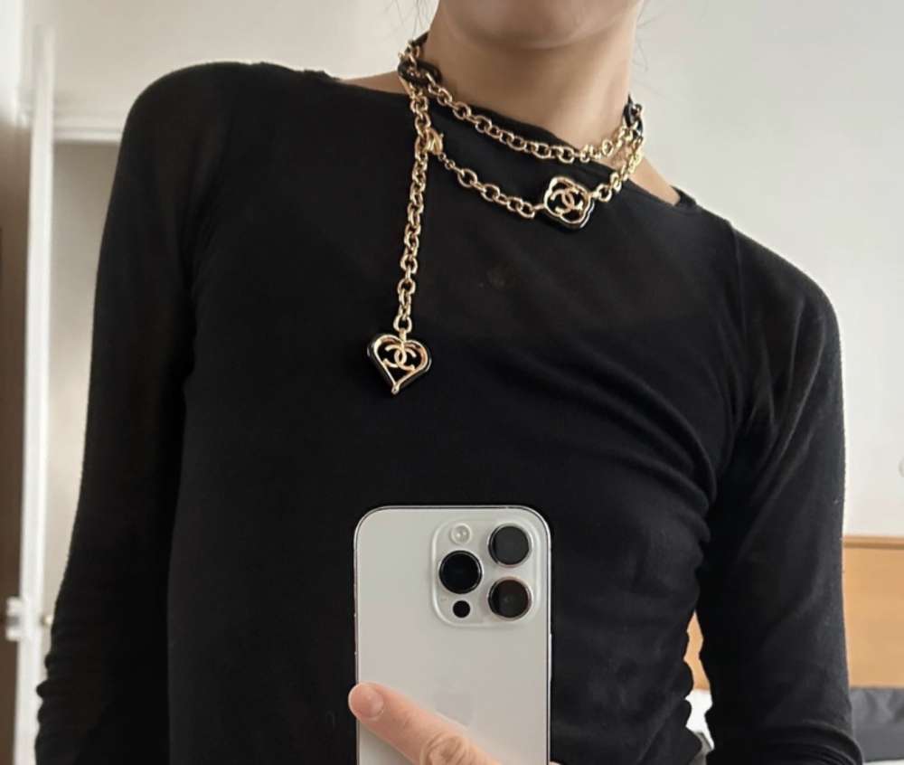 Chanel opasok alebo nahrdelnik