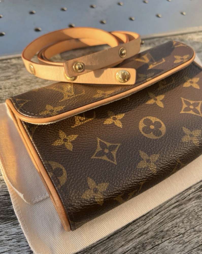 Louis Vuitton beltbag