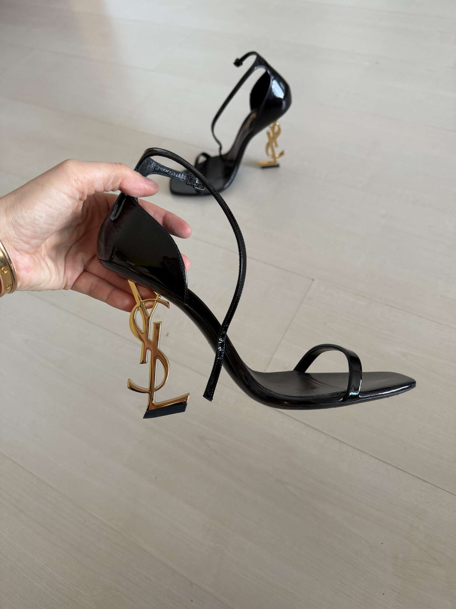 Saint laurent lodičky