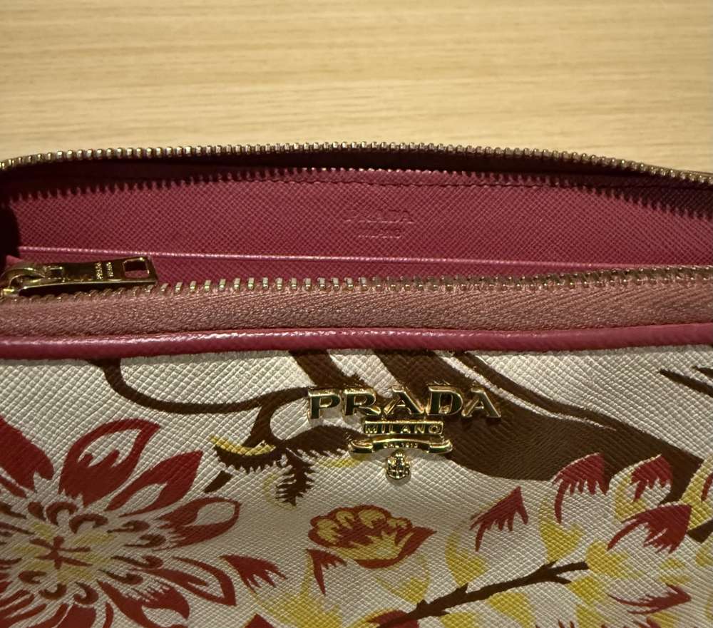 Prada saffiano print wallet