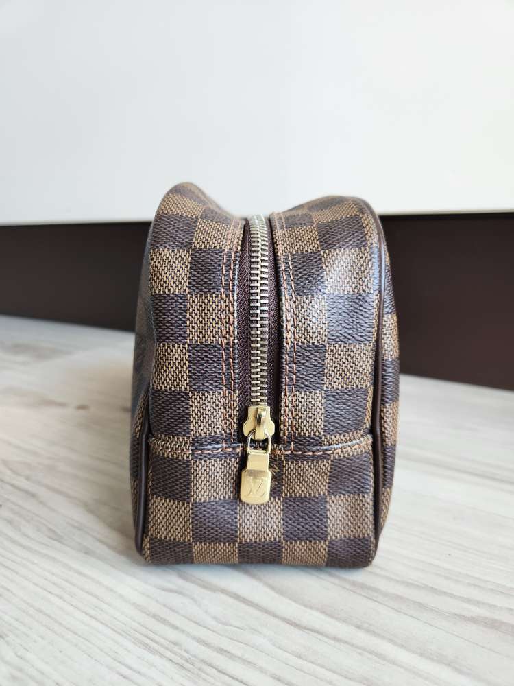 Louis Vuitton Toilette Damier ebene