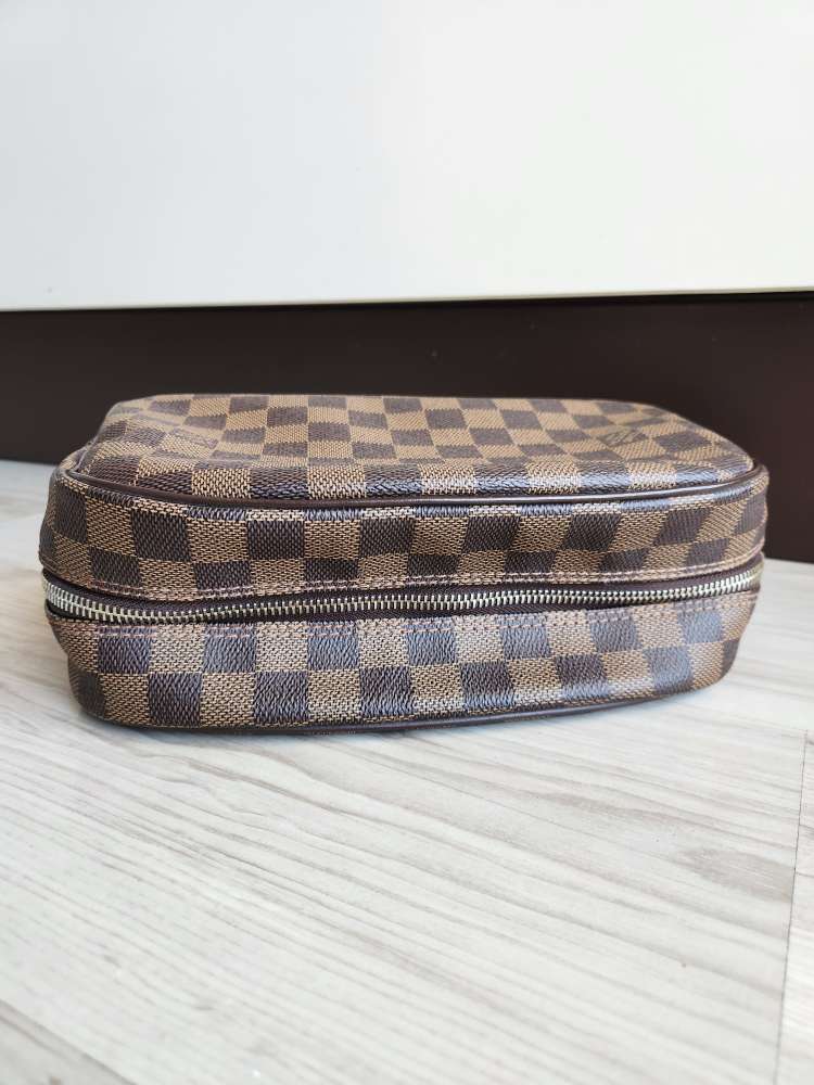 Louis Vuitton Toilette Damier ebene
