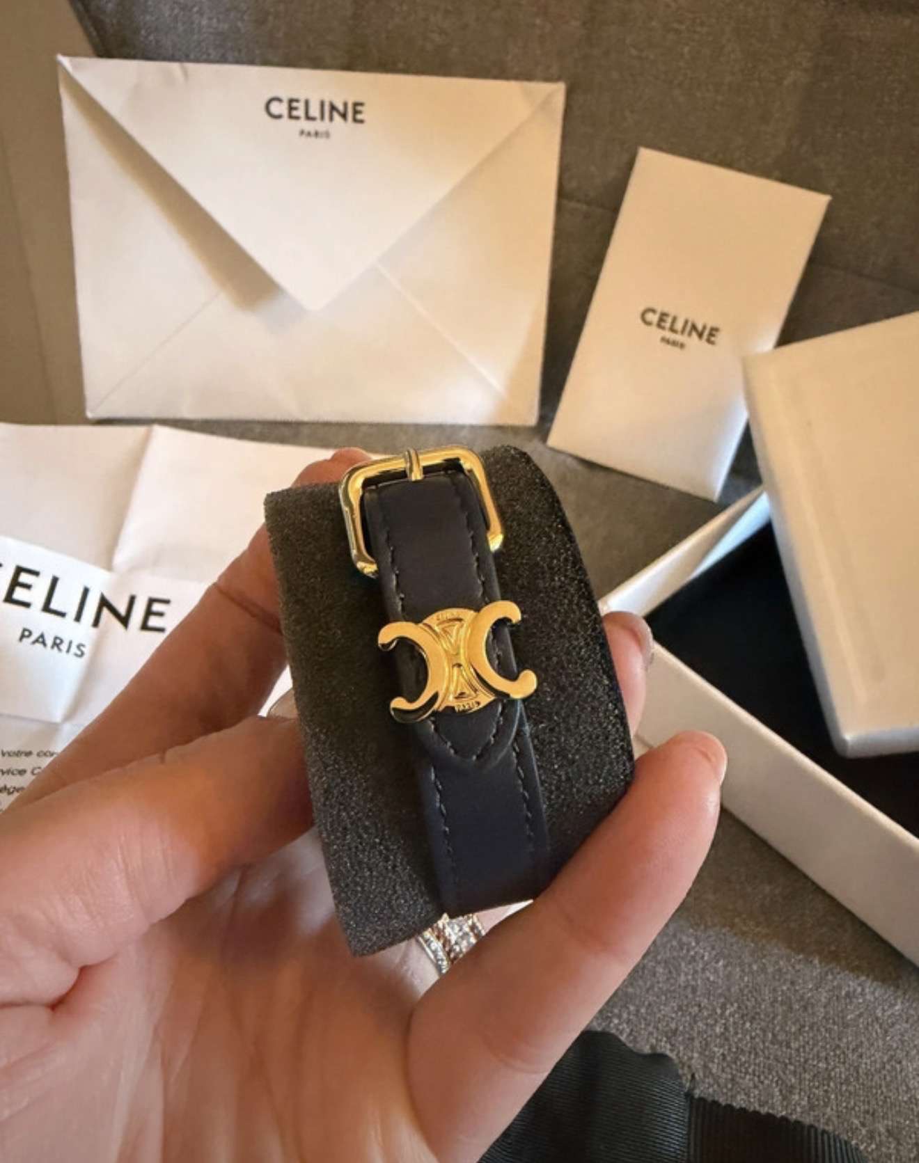 Celine náramok