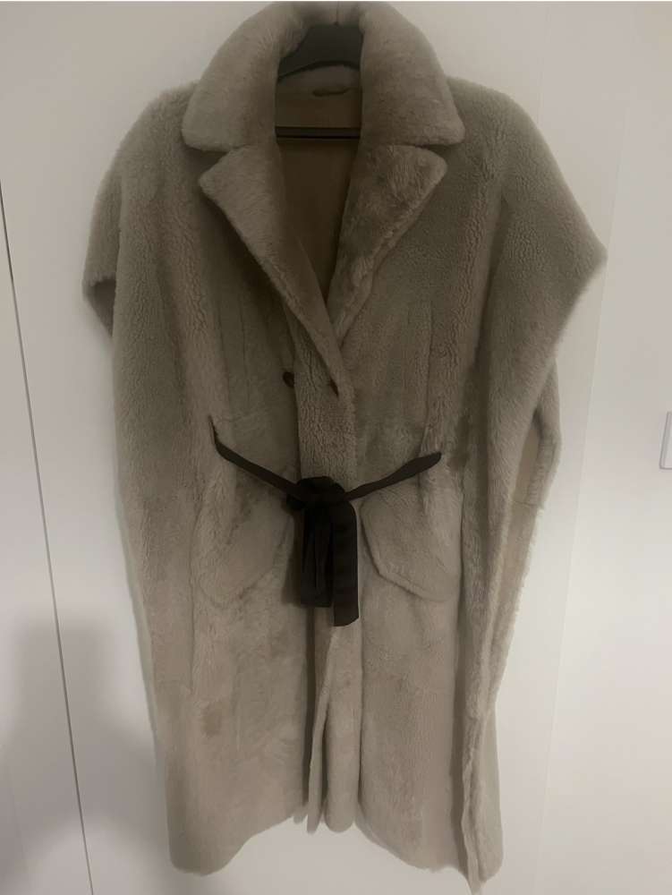 Nádherná vesta Brunello Cucinelli