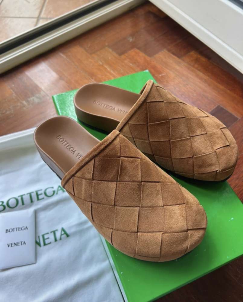 Bottega Veneta šľapky