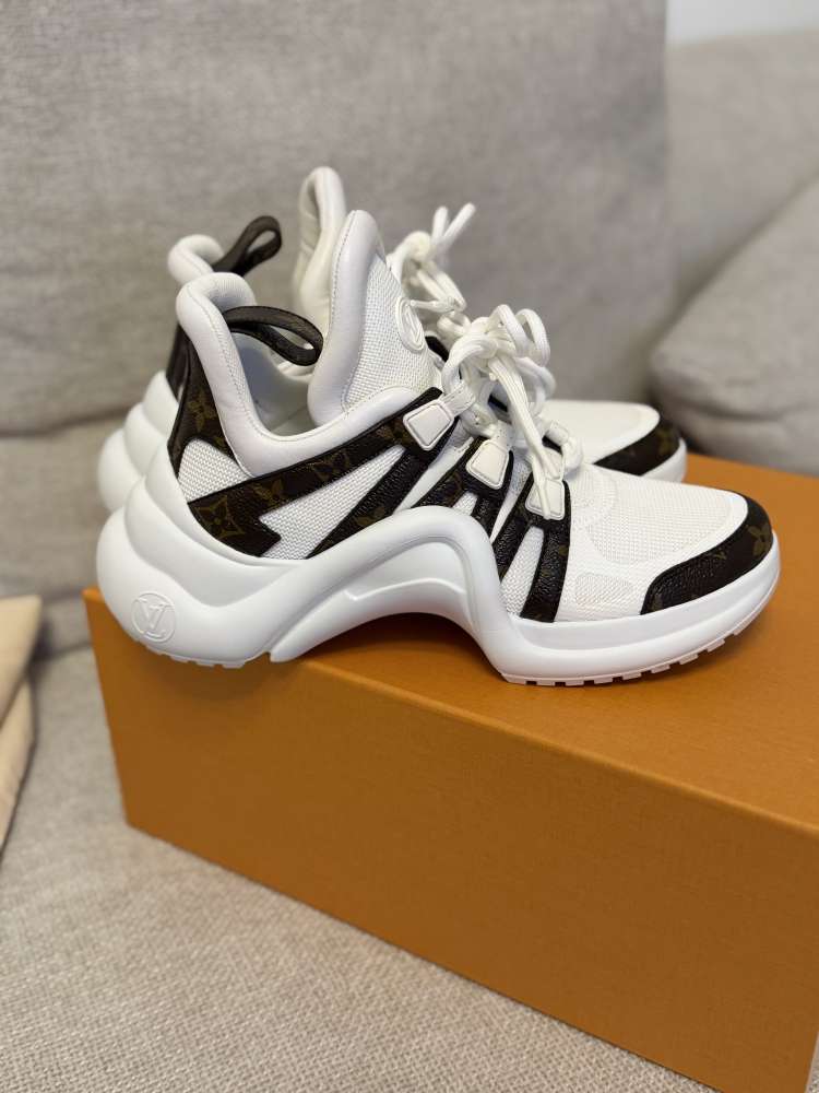 Louis vuitton archlight