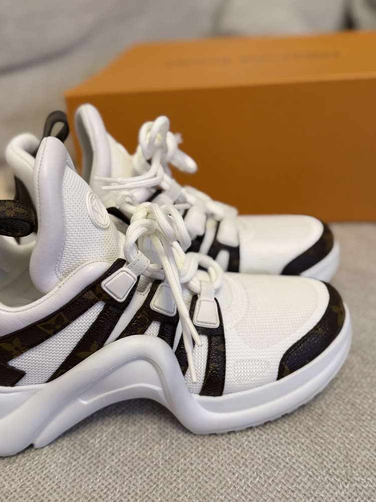 Louis vuitton archlight