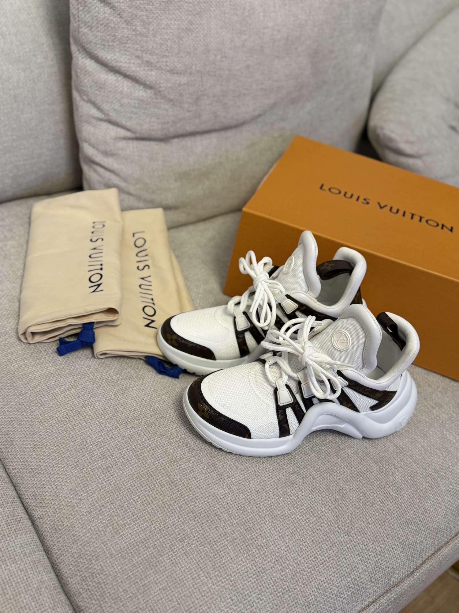 Louis vuitton archlight