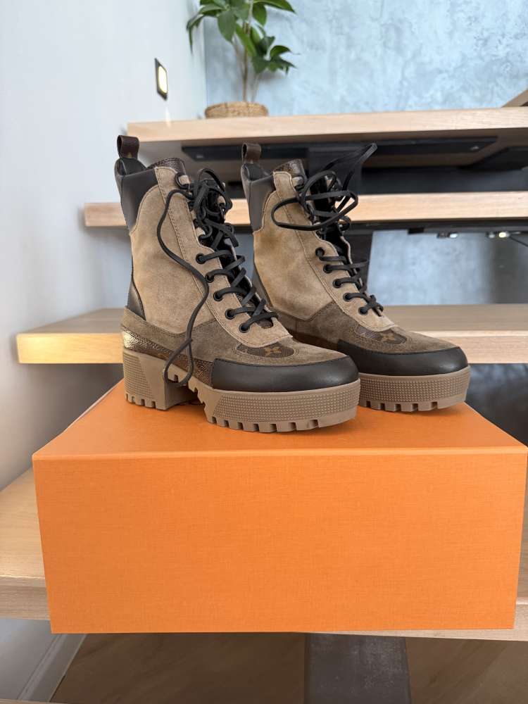 LV boots