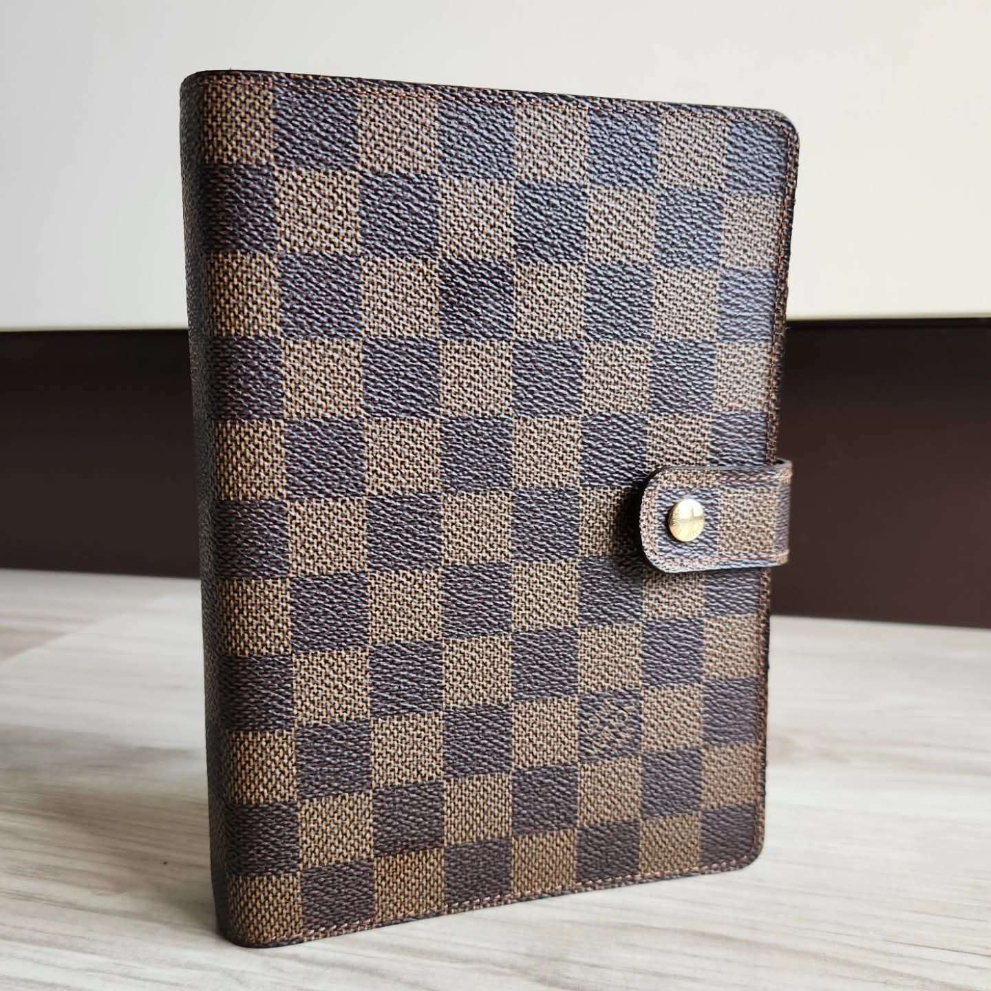 Louis Vuitton Agenda MM