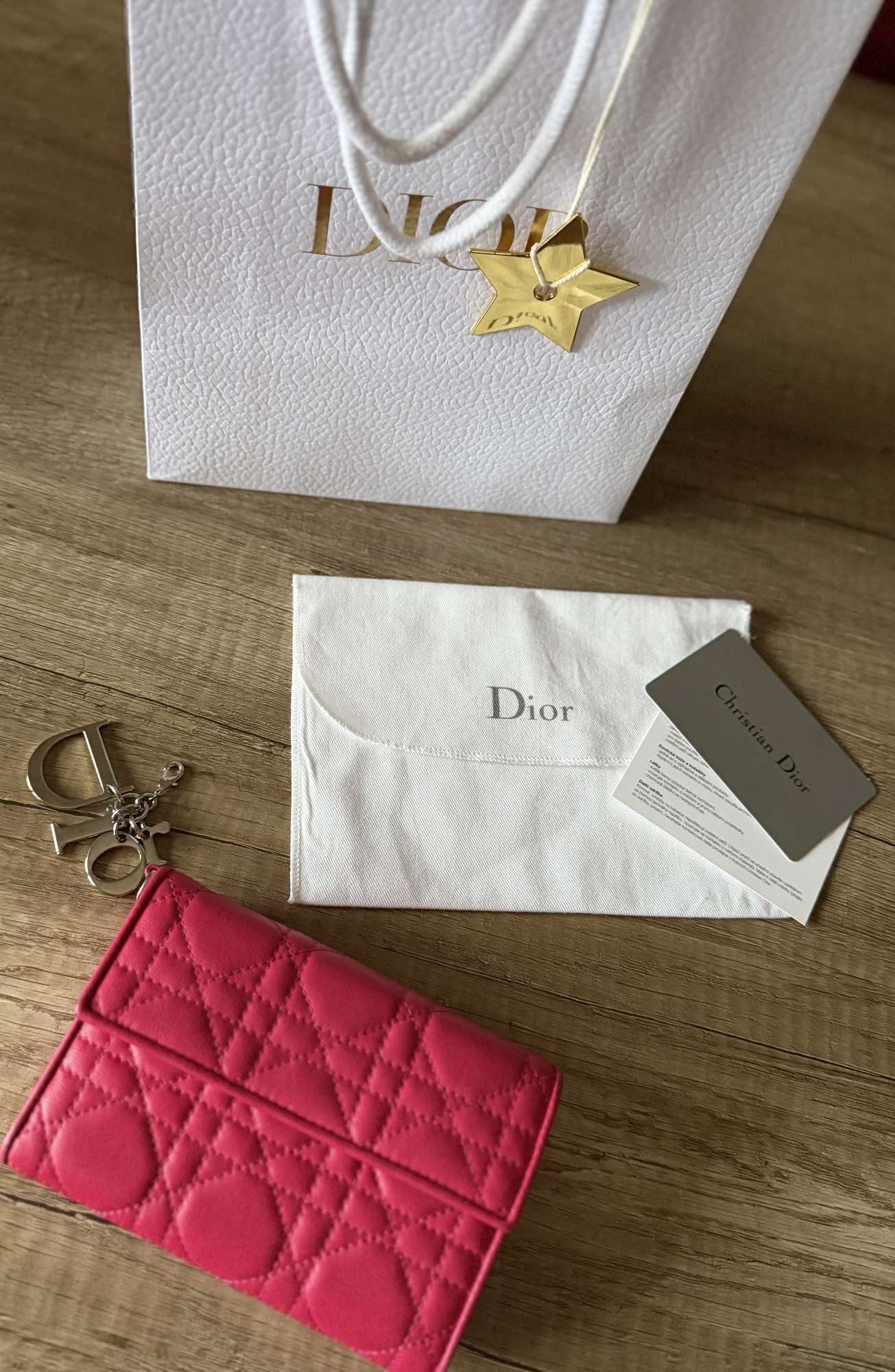 Nová peněženka Dior