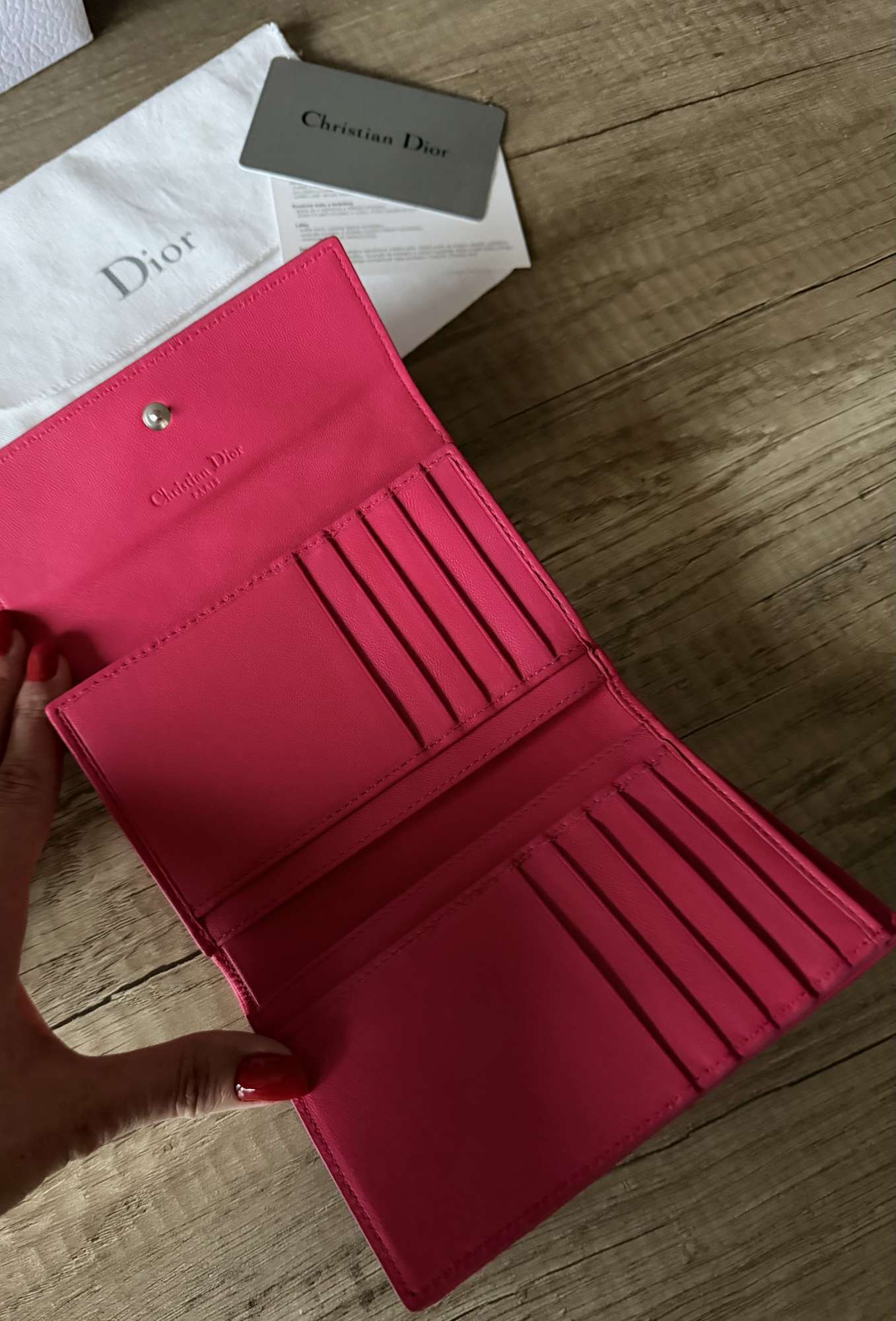 Nová peněženka Dior