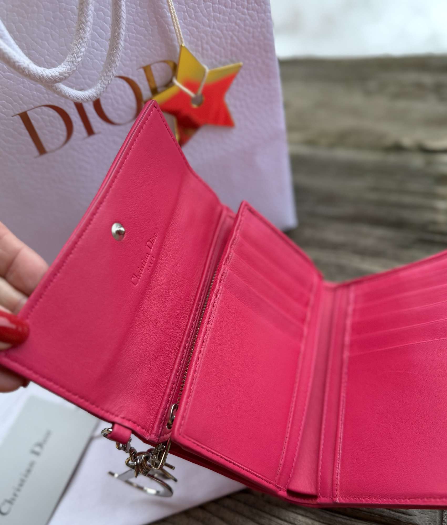 Nová peněženka Dior