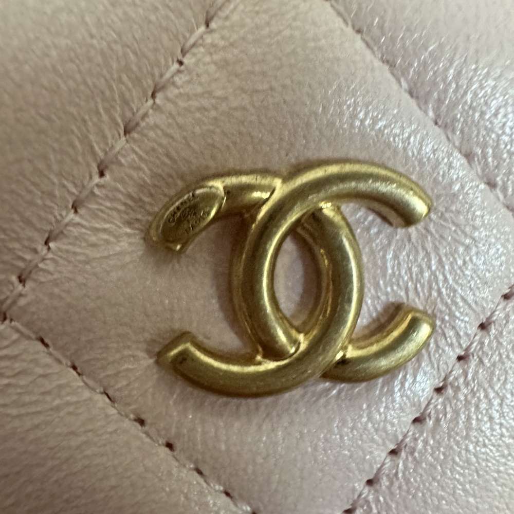 Chanel vanity case ružová