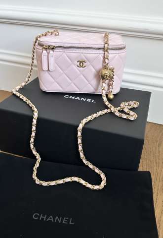 https://vipluxury.sk/Chanel vanity case ružová