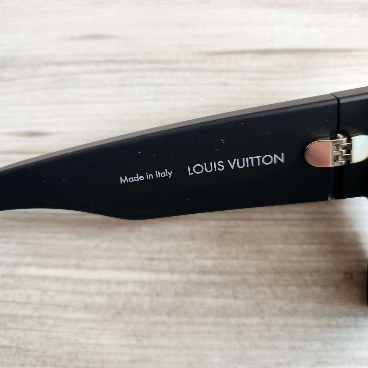 Louis Vuitton Bryle Waima E