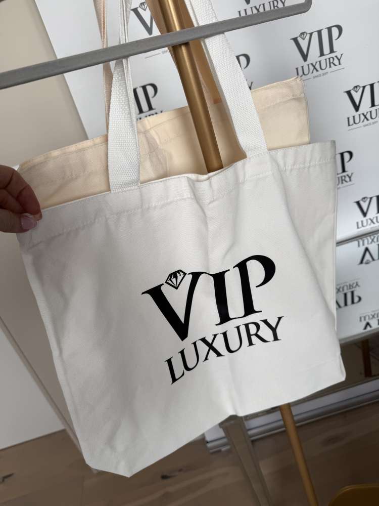 Vipluxury taska