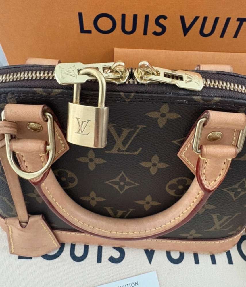 Louis Vuitton Alma BB
