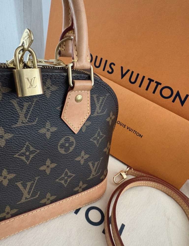 Louis Vuitton Alma BB