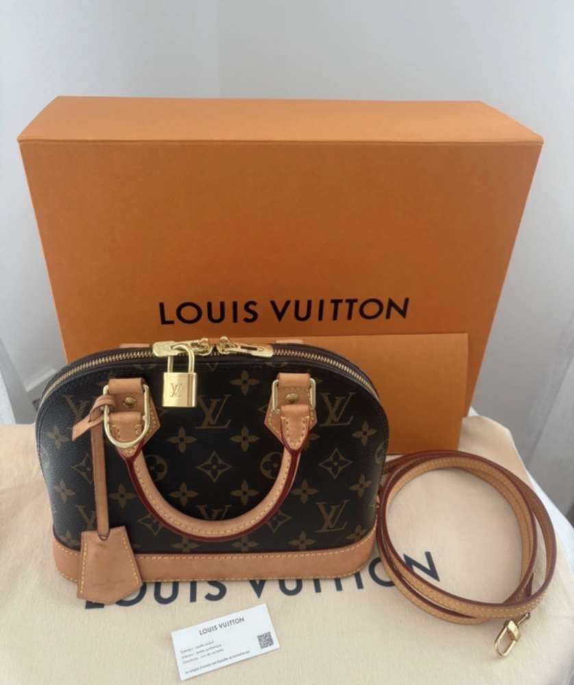 Louis Vuitton Alma BB