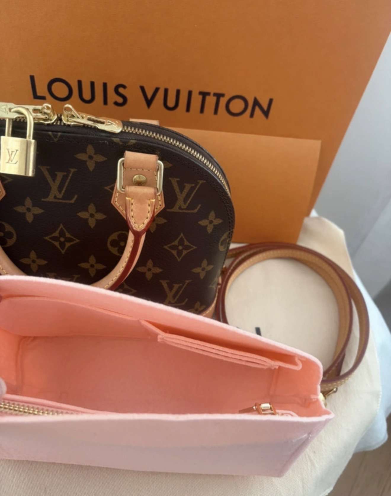 Louis Vuitton Alma BB