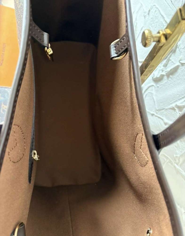 Louis Vuitton Neverfull Mm
