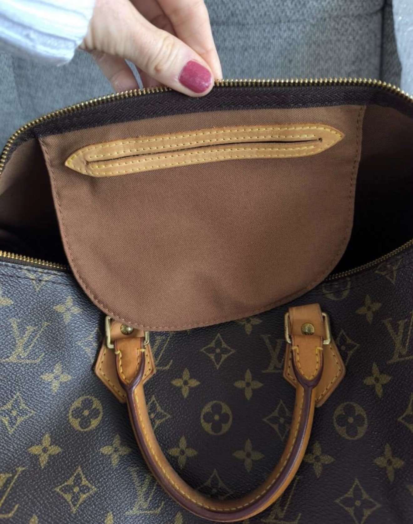 Louis Vuitton Speedy 35