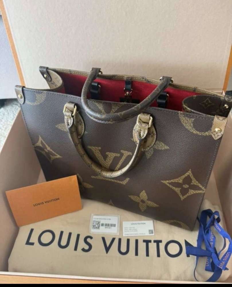 Louis Vuitton Onthego MM