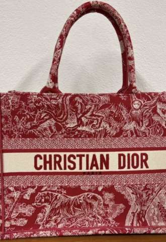 https://vipluxury.sk/Dior tote médium