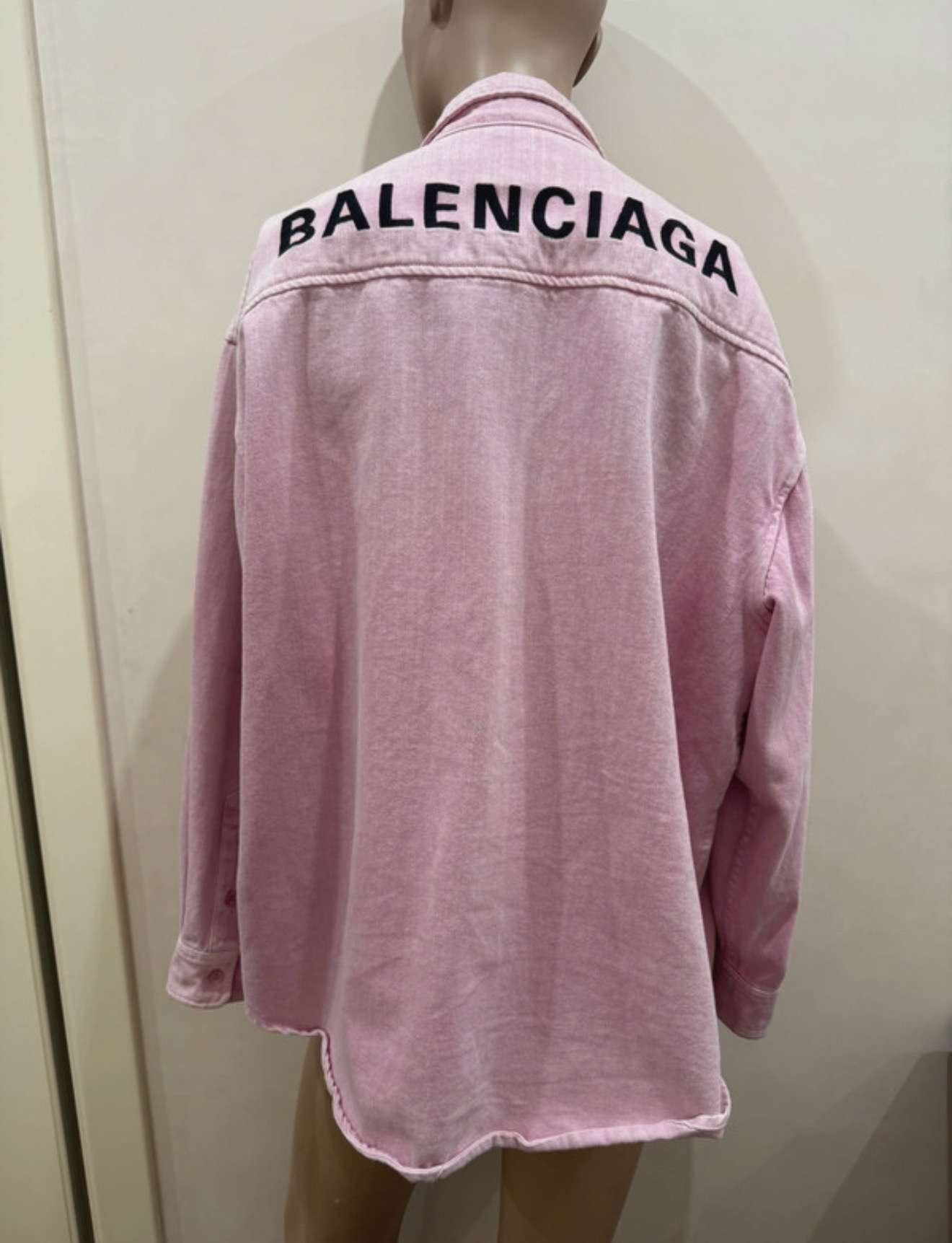 Balenciaga košeľa