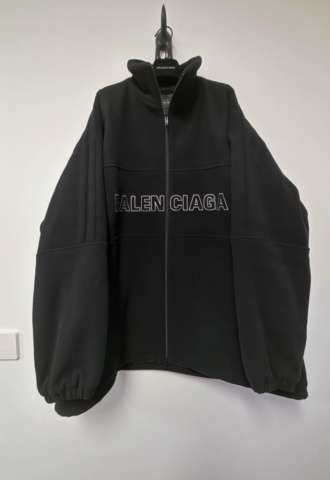 https://vipluxury.sk/Balenciaga Bunda
