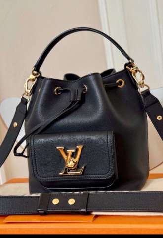 https://vipluxury.sk/Louis Vuitton ruksak