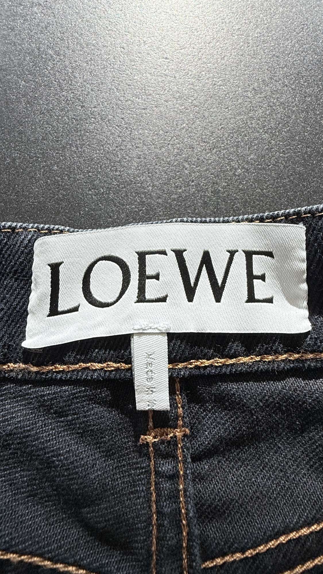 Rovné džínsy Loewe s vysokým pásom a koženými vreckami Anagram