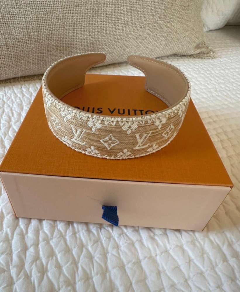 Louis Vuitton čelenka