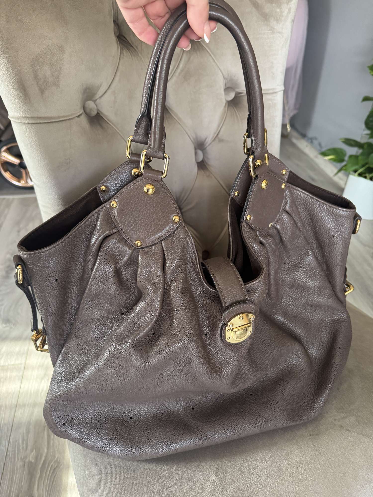 Louis Vuitton Mahina L