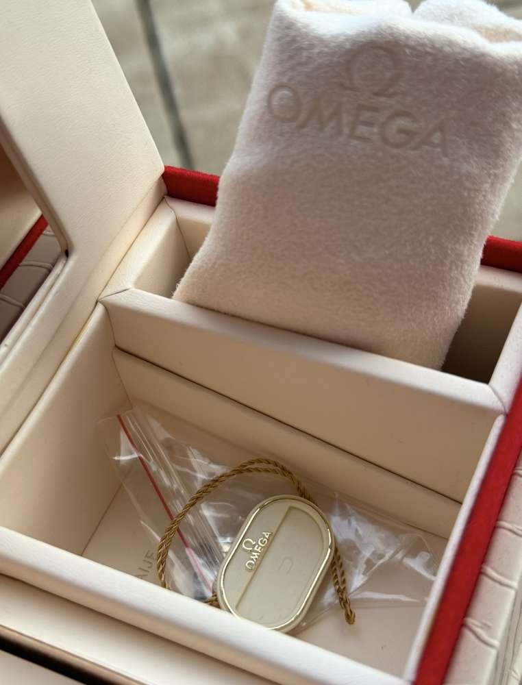 Omega DE VILLE PRESTIGE 32.7 mm