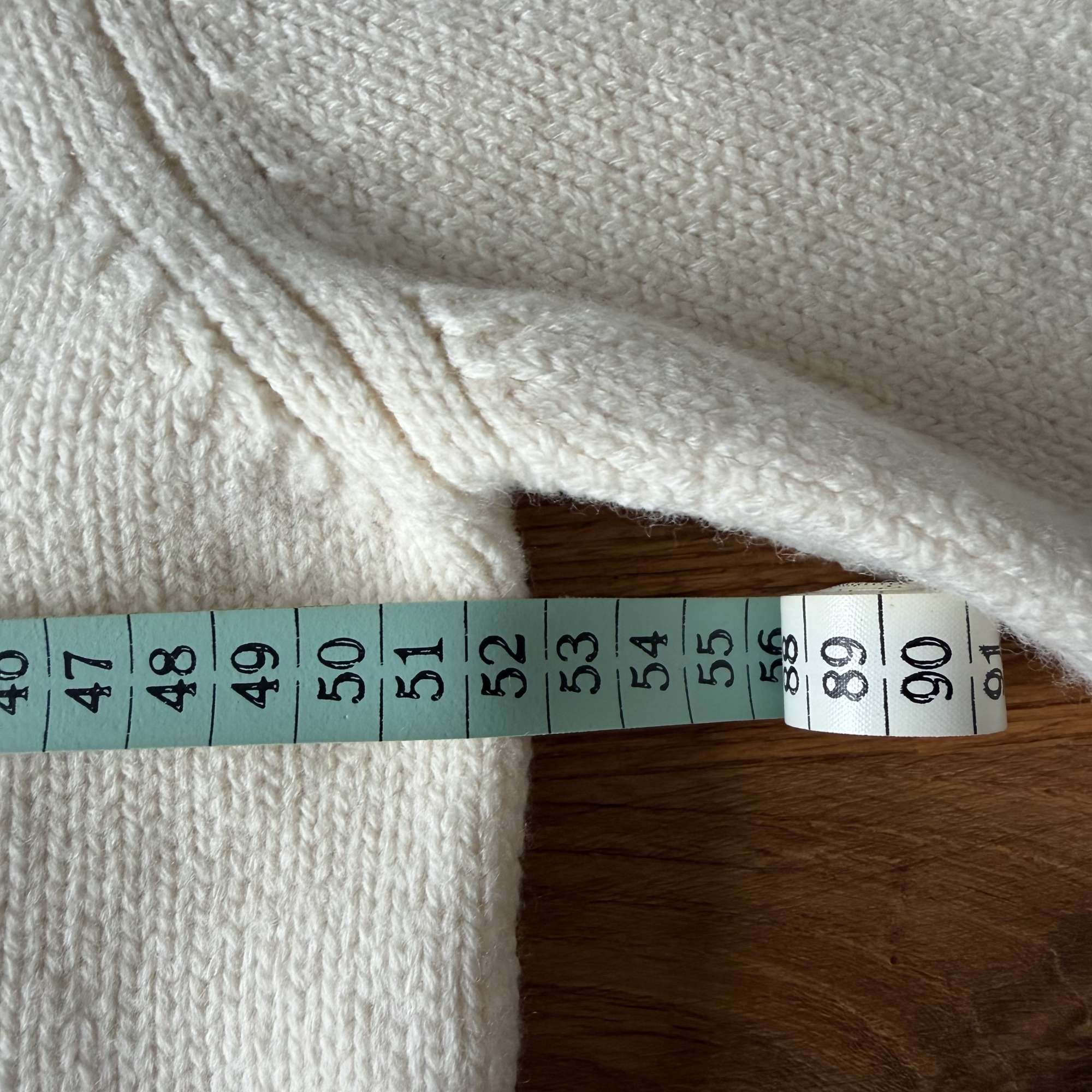 Fendi pánsky sveter