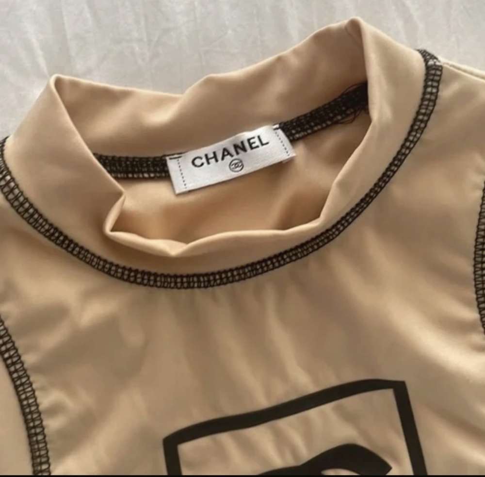 Chanel top