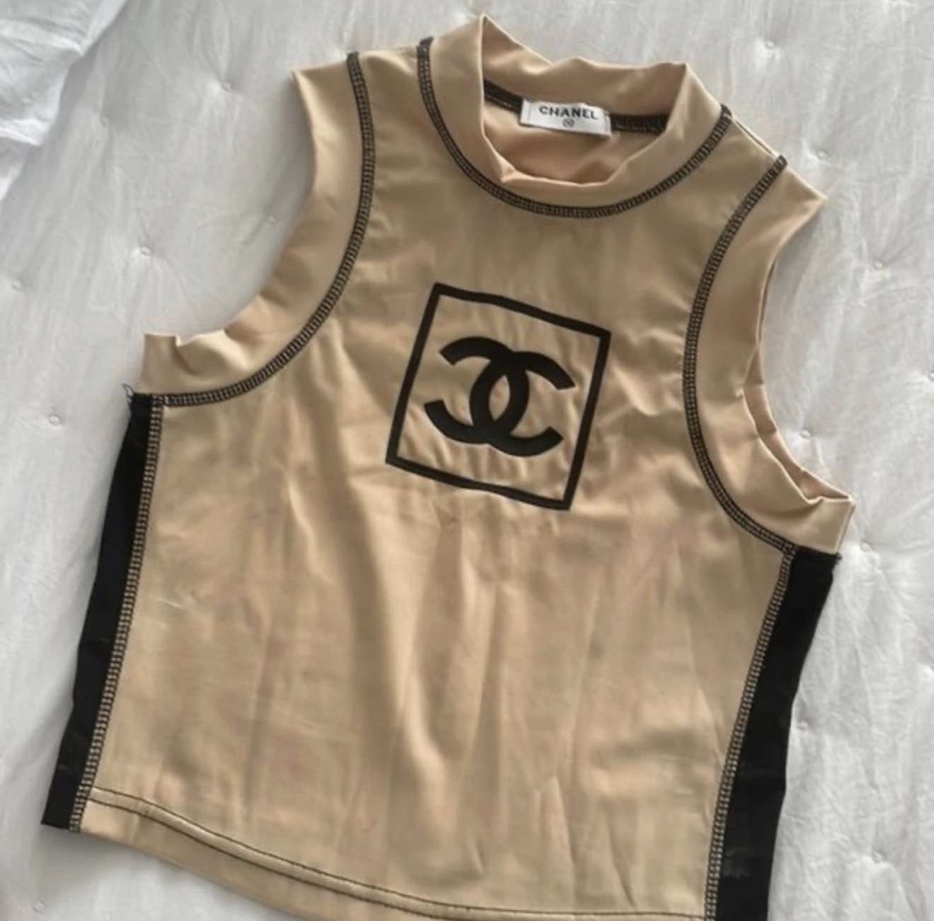 Chanel top