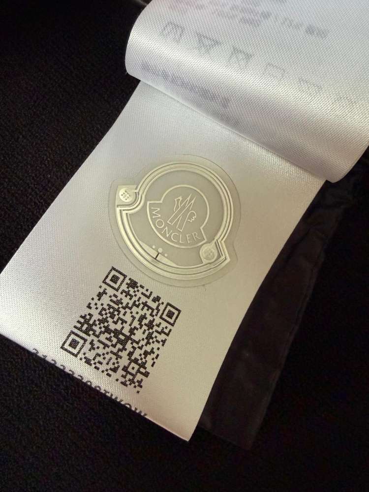 Moncler nenosena prechodná Bunda s