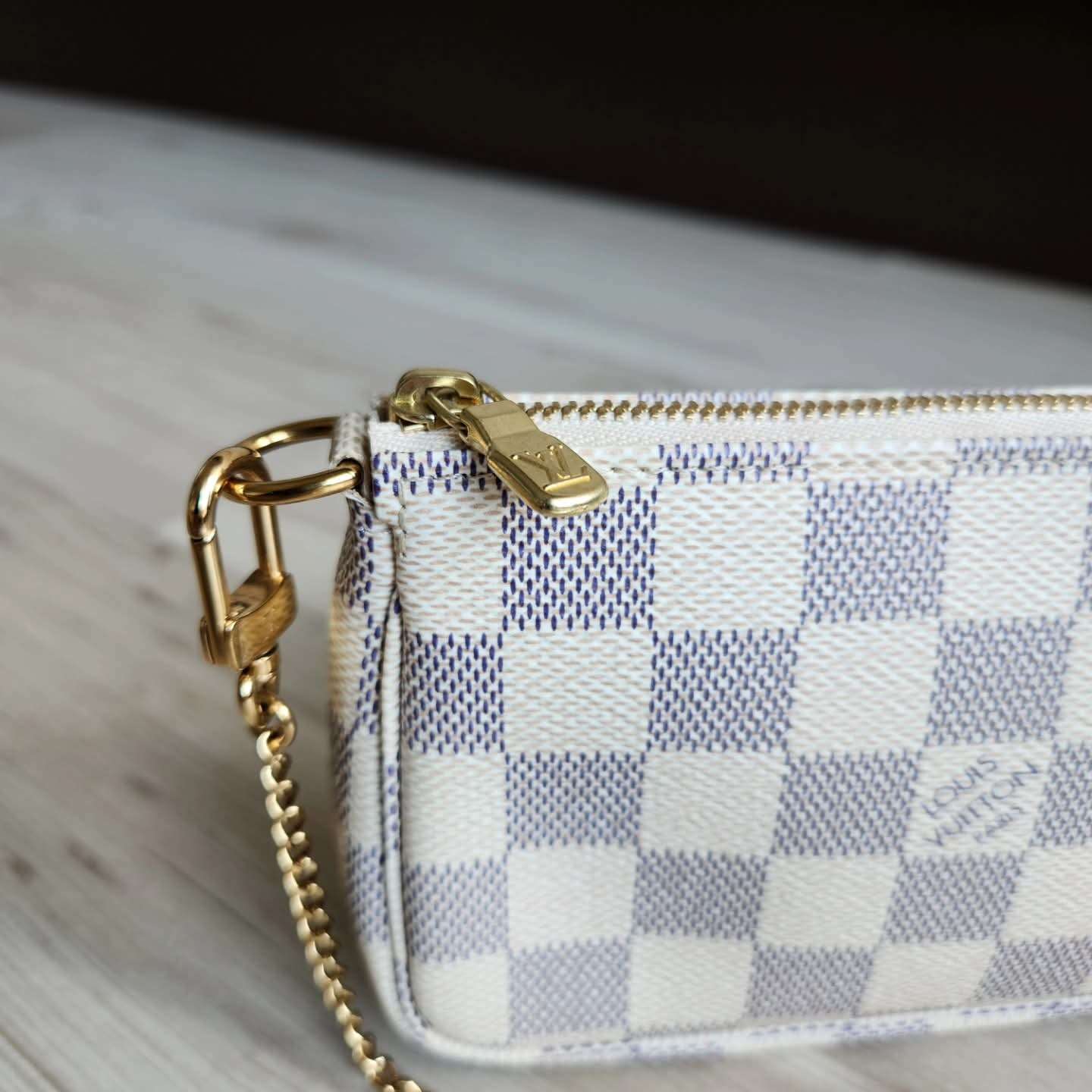 Louis Vuitton Mini Pochette