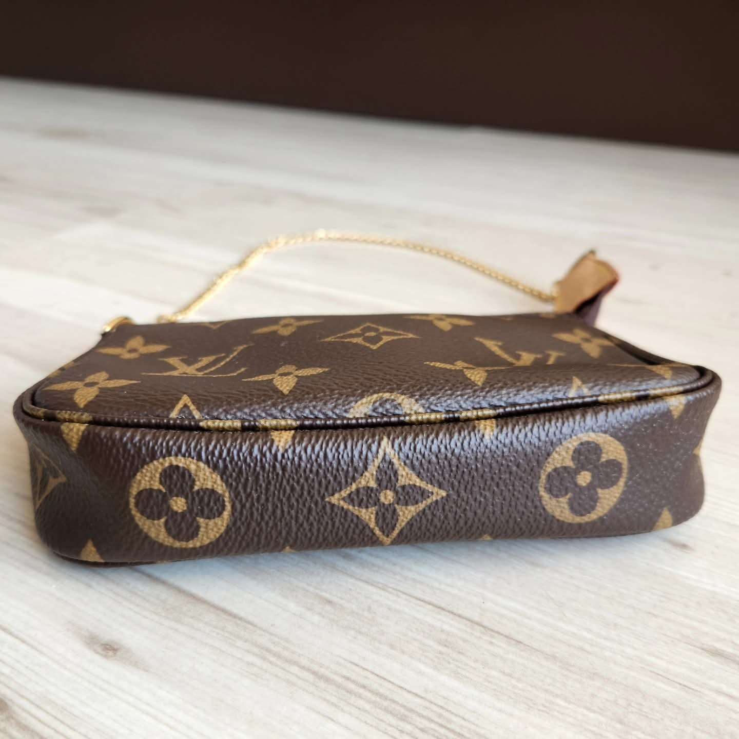 Louis Vuitton Mini Pochette